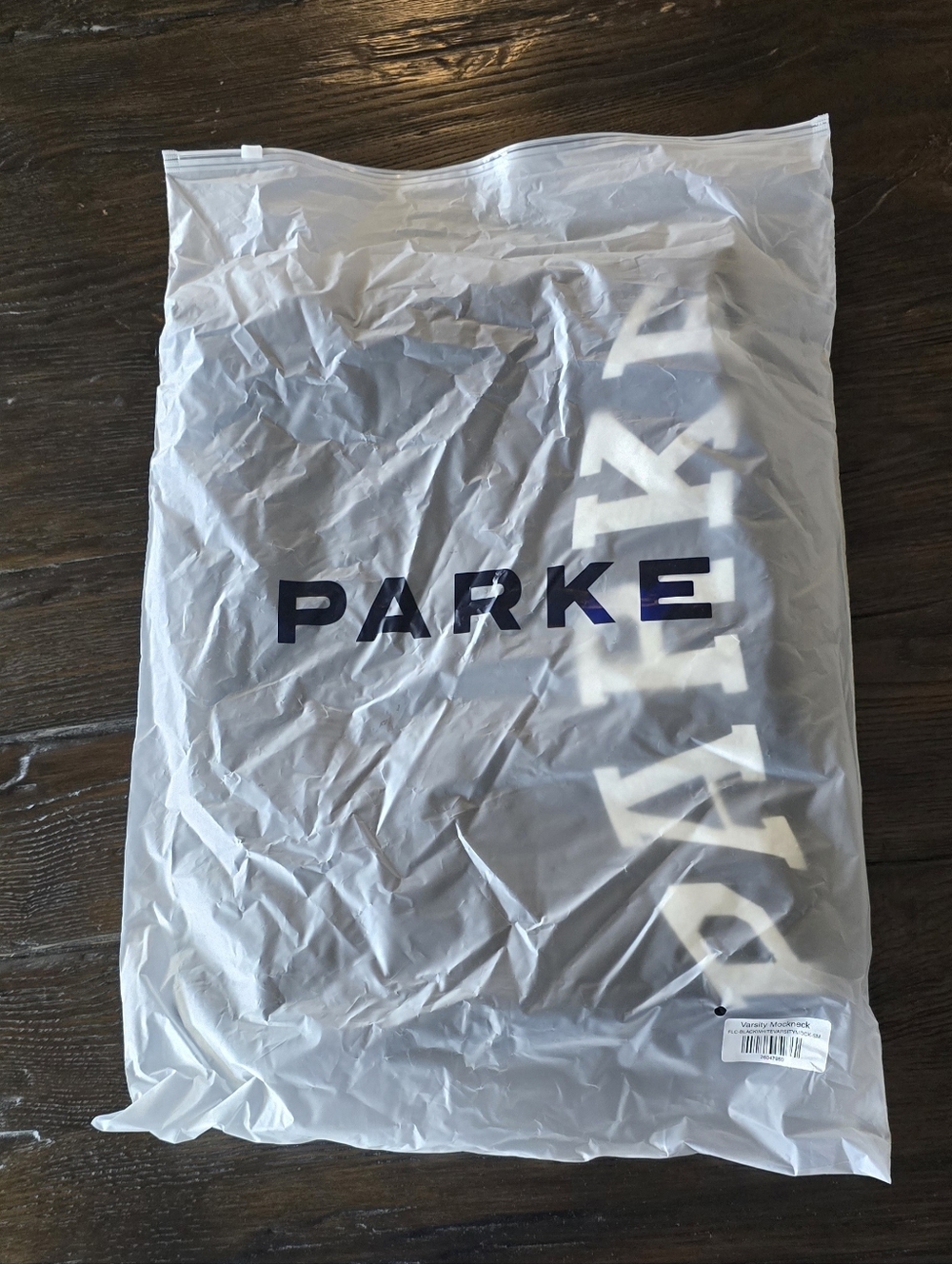 New Parke Black Mockneck S/M w/black Claw Clip - Picture 5 of 10